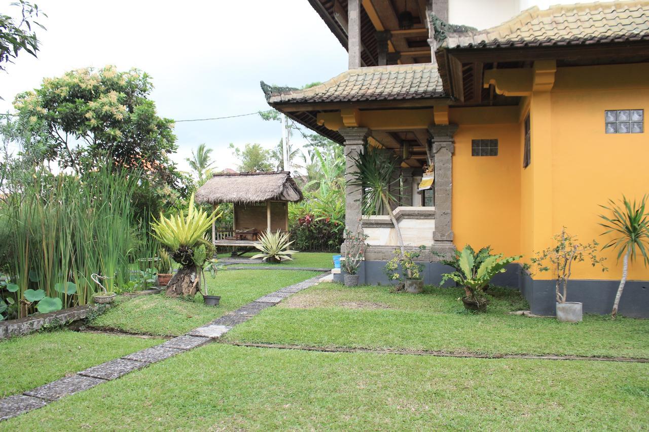 Bombom House Hotel Ubud Buitenkant foto